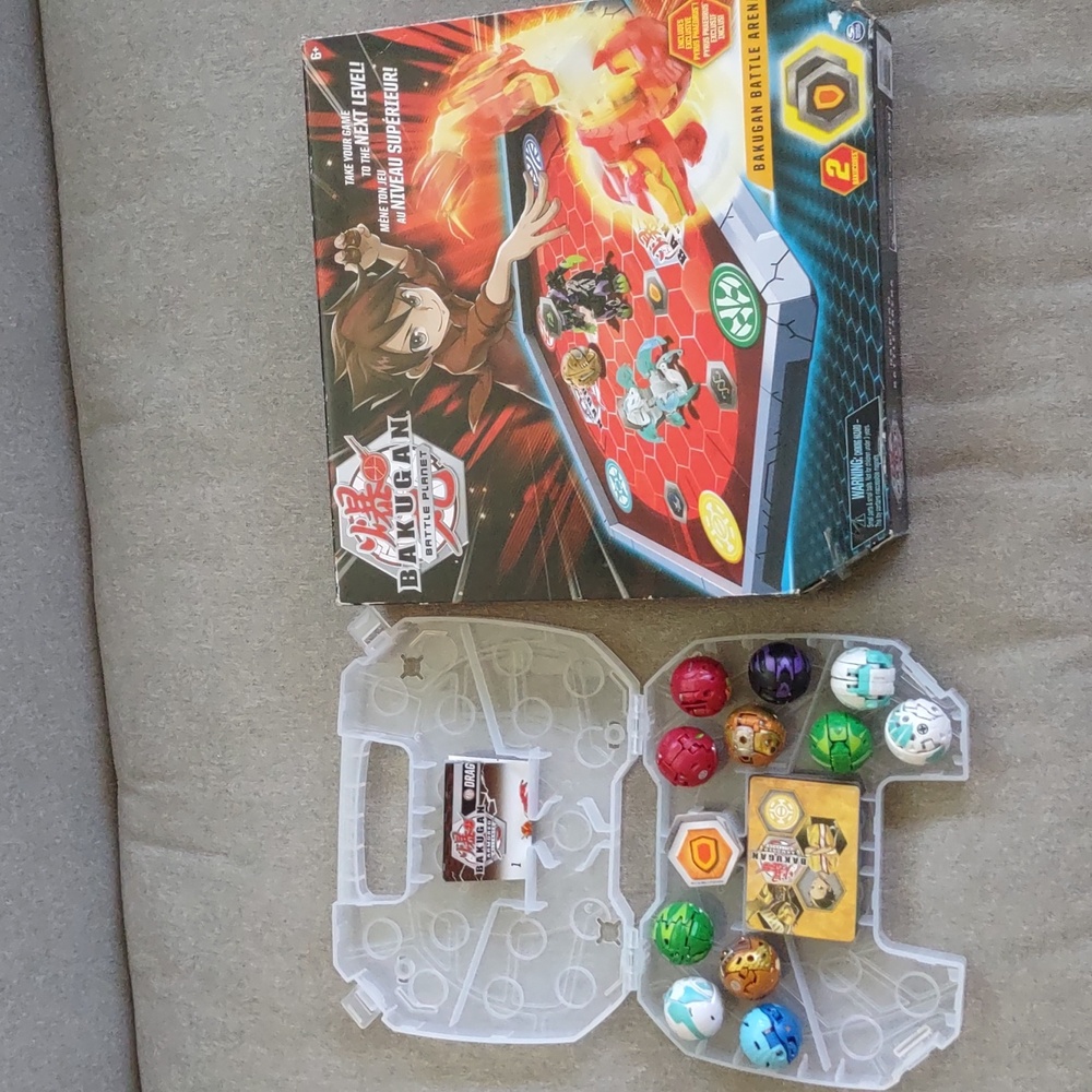 Bakugan Bundle-Battle Arena, 11 BakuCores, Cards, And Storage Container